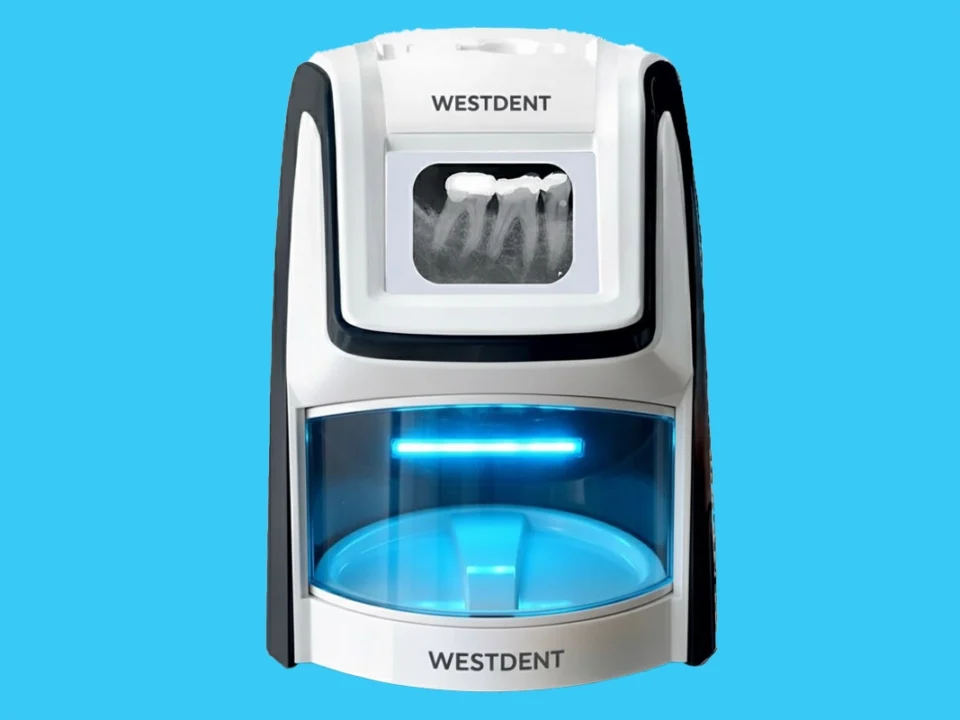 Phosphor Plate Imaging Systems in Dentistry: Bridging the Gap Between Film and Digital